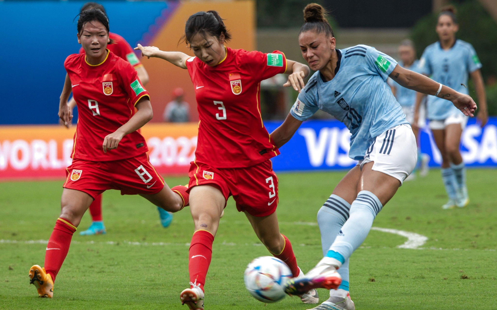 企鹅直播-女子足球季军赛，美国轻松获胜(女子足球季军赛,美国轻松获胜视频)